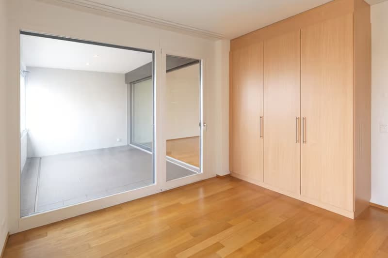 Helle 4.5-Zimmer-Wohnung mit Balkon in Zug – ab sofort verfügbar! (10)