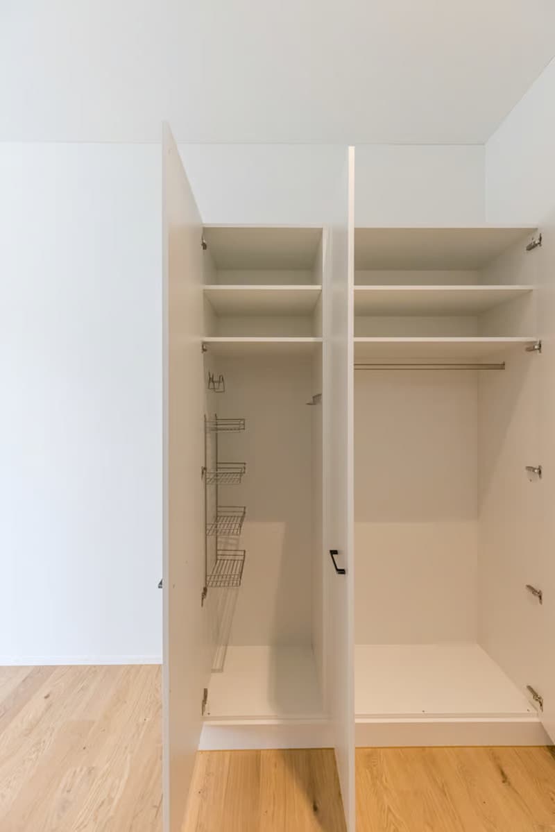 Helle 2.5-Zimmer-Wohnung mit Balkon in Baden (2)