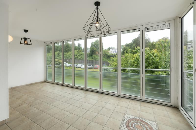 Geräumige 4.5-Zimmer-Wohnung mit Balkon und Garage in Thalwil (1)