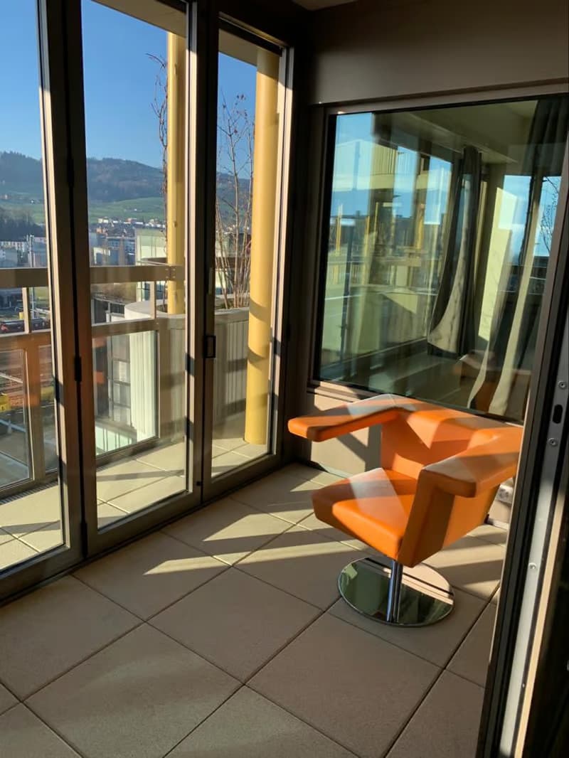 Moderne 3.5-Zimmer-Wohnung mit Balkon und Bergblick in Risch-Rotkreuz (9)