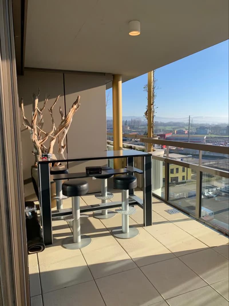 Moderne 3.5-Zimmer-Wohnung mit Balkon und Bergblick in Risch-Rotkreuz (8)