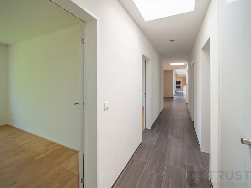 Geräumige 4.5-Zimmer-Wohnung mit Balkon und Kamin in Horgen (8)