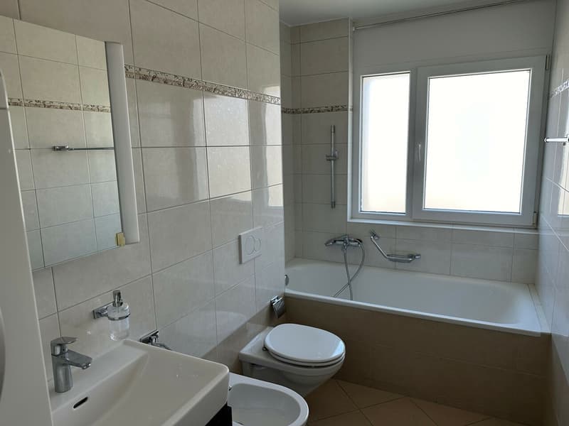 Spacieux appartement de 4 1/2 pièces à Sion (3)