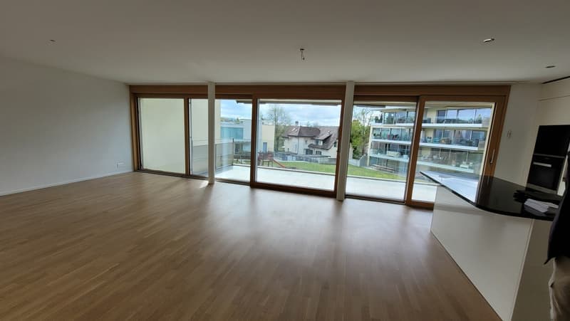 Appartement lumineux de 3.5 pièces avec balcon à Fribourg (10)