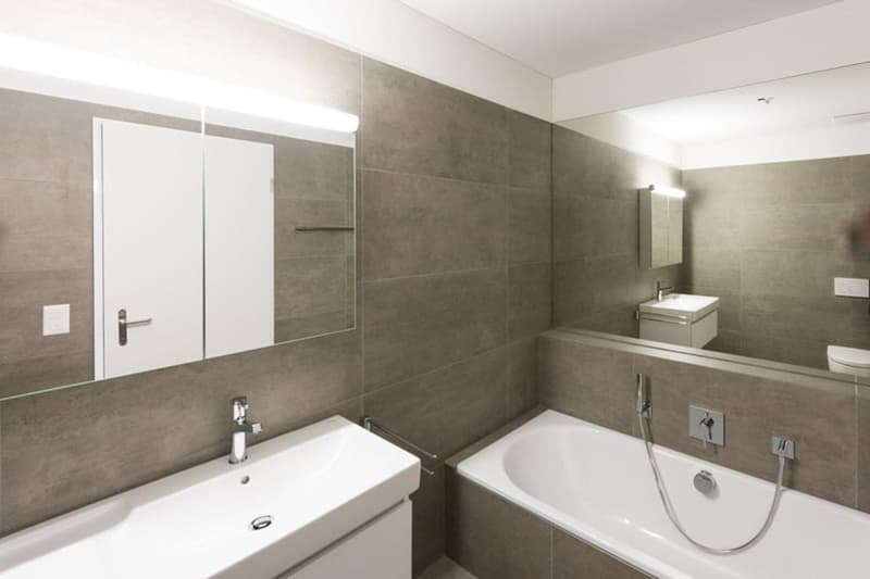 Helle 4.5-Zimmer-Wohnung mit Balkon in Rapperswil-Jona (9)