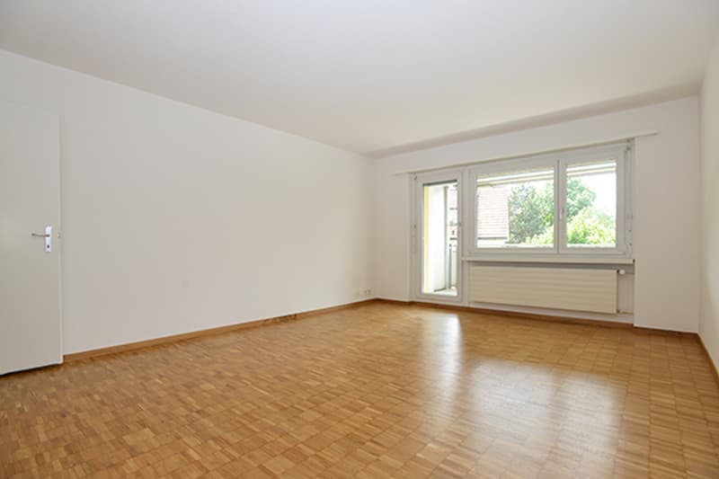 Helle 2.5-Zimmer-Wohnung mit Balkon in Uster – sofort verfügbar! (5)