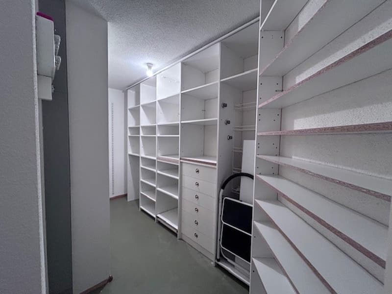 Sonnige 3.5-Zimmerwohnung mit grandioser Aussicht an zentraler Lage in Regensdorf (11)
