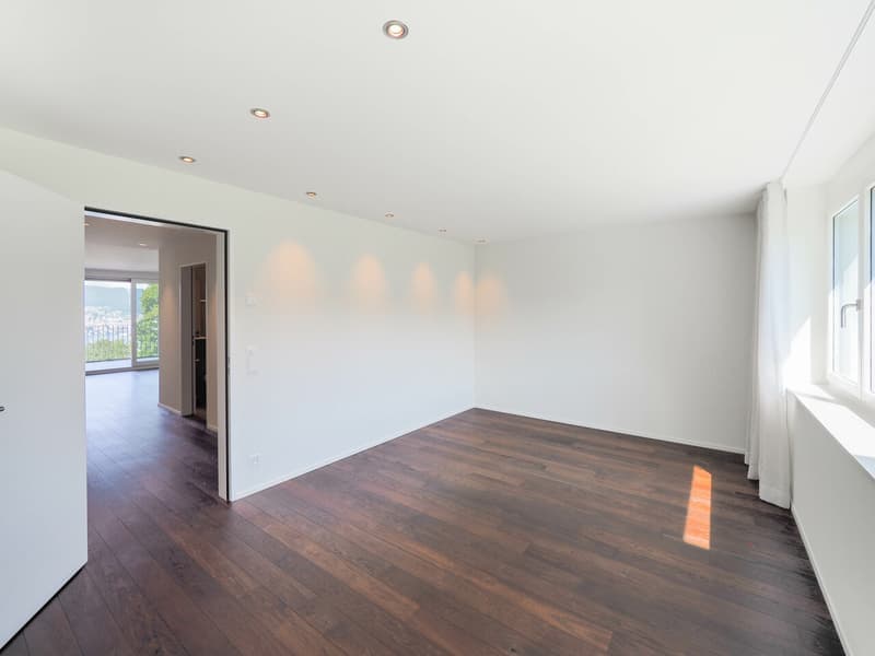 Charmante 2.5-Zimmer-Wohnung mit Balkon in Erlenbach (8)