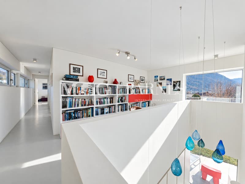 Lugano, Dino: Villa moderna con giardino, terrazze e vista aperta (8)
