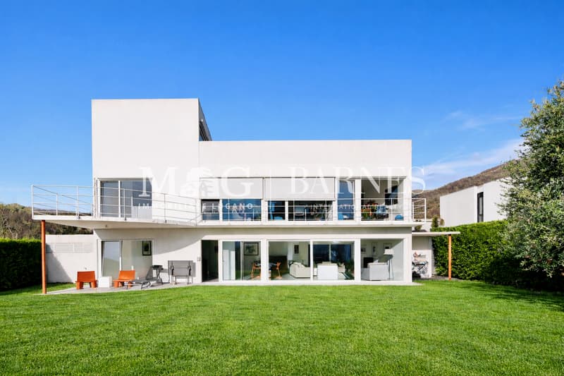 Lugano, Dino: Villa moderna con giardino, terrazze e vista aperta (1)