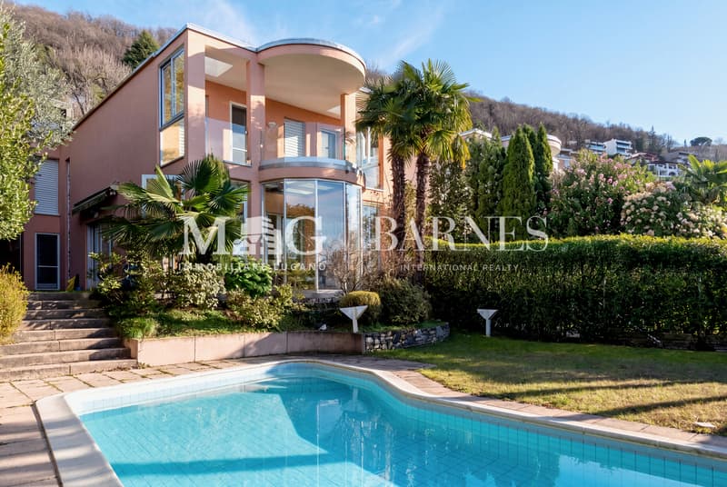 Montagnola, Collina d'Oro: Villa con piscina e vista lago (1)