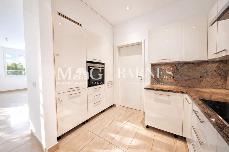 Lugano, Vezia: Ampia casa 7.5 locali con giardino - 250 mq (9)