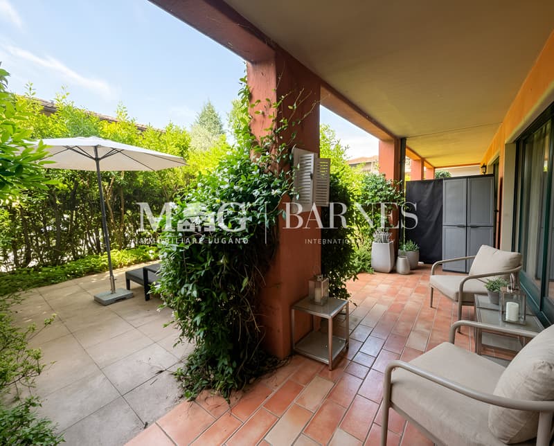 Lugano, Collina d'Oro: 2.5 locali con giardino e patio di 70 mq (2)