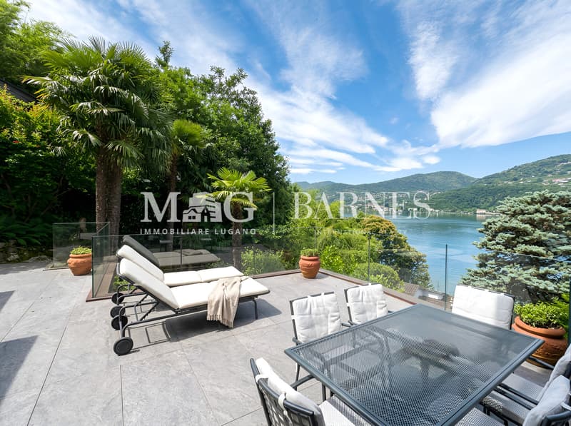 Esclusiva Villa Vista Lago con Darsena Privata (3)
