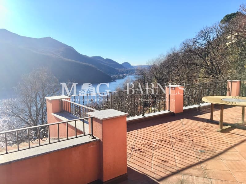 VILLA SIGNORILE con super Vista Lago Lugano (8)