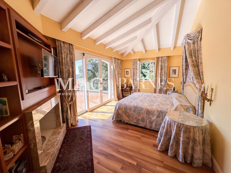 VILLA SIGNORILE con super Vista Lago Lugano (12)