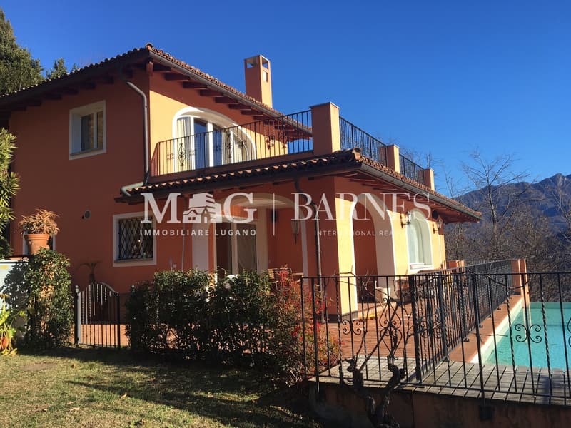 VILLA SIGNORILE con super Vista Lago Lugano (7)
