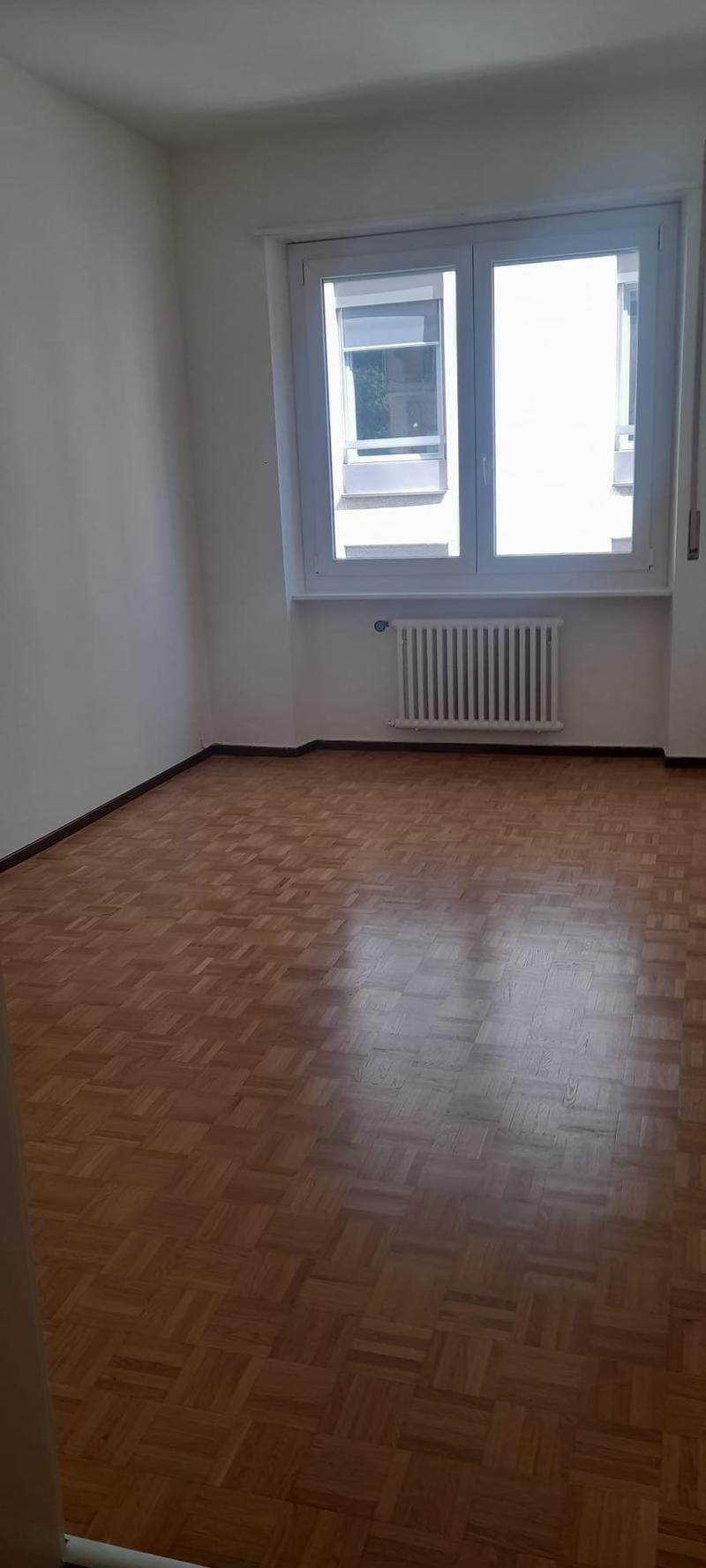 Helles 3-Zimmer-Apartment im Herzen von Lugano (4)