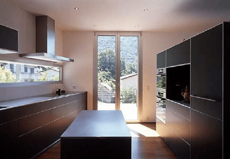 Incantevole villa di 5.5 locali a Bironico – Con terrazza panoramica e giardino (7)