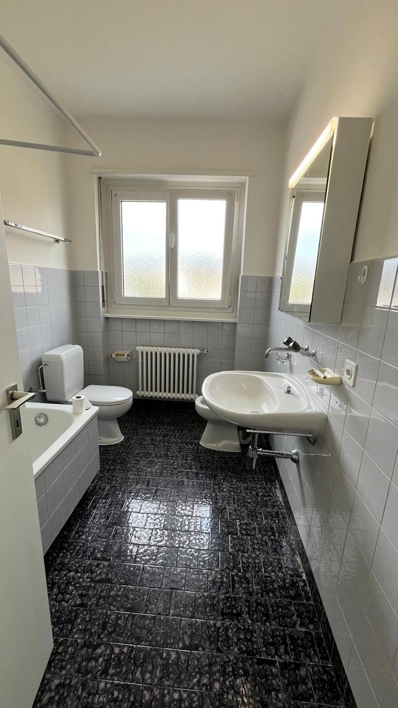 AFFITTASI 3.5 locali con balcone a BALERNA (10)