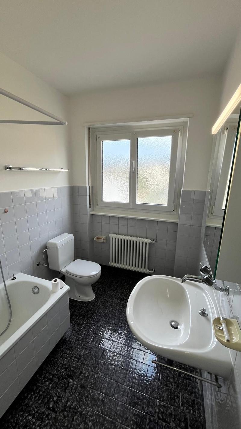 AFFITTASI 3.5 locali con balcone a BALERNA (11)