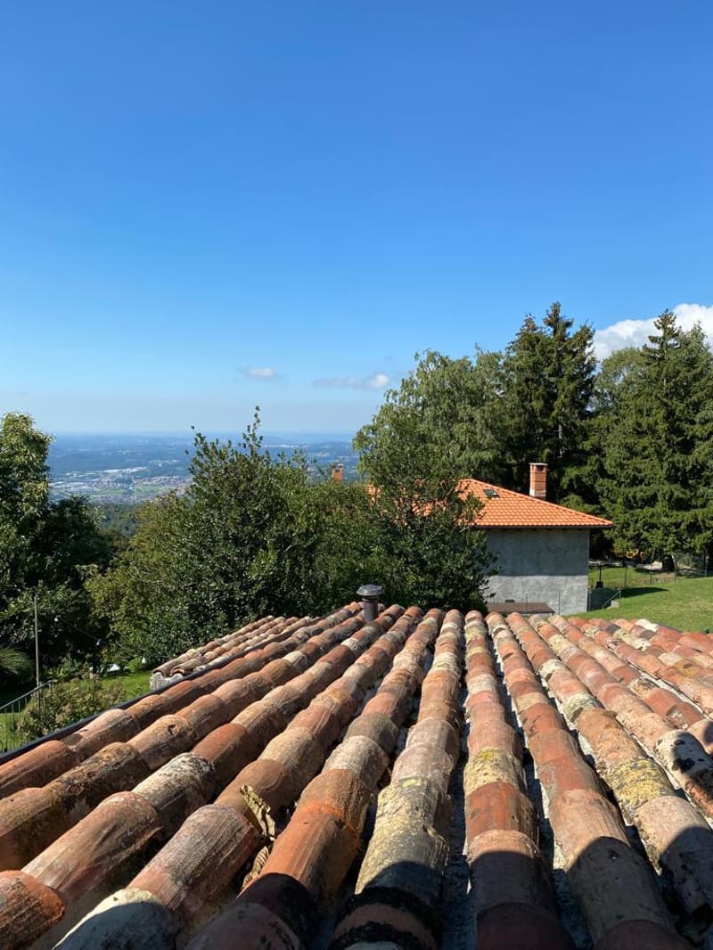 Einfamilienhaus mit Möbeln, Veranda und eigenem Garten in ruhiger und sonniger Lage (13)