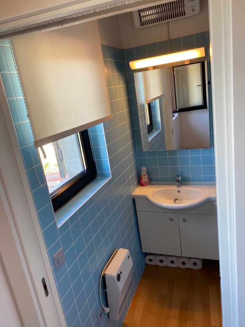 Einfamilienhaus mit Möbeln, Veranda und eigenem Garten in ruhiger und sonniger Lage (11)