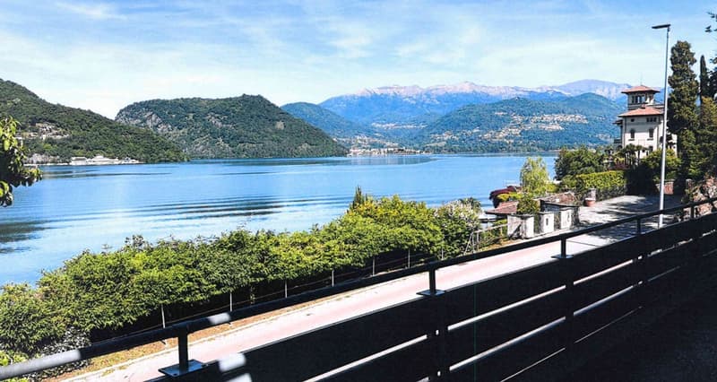 Villa con vista lago a Morcote (1)