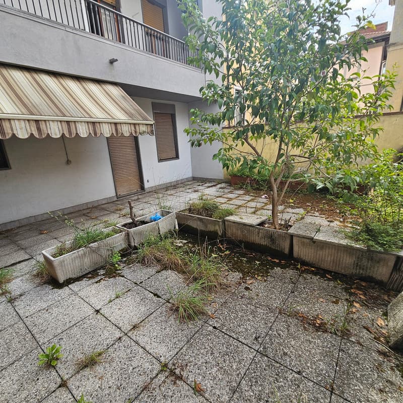 Spacious 4.5-room apartment for sale in Varese – Via Felice Orrigoni 2 (10)