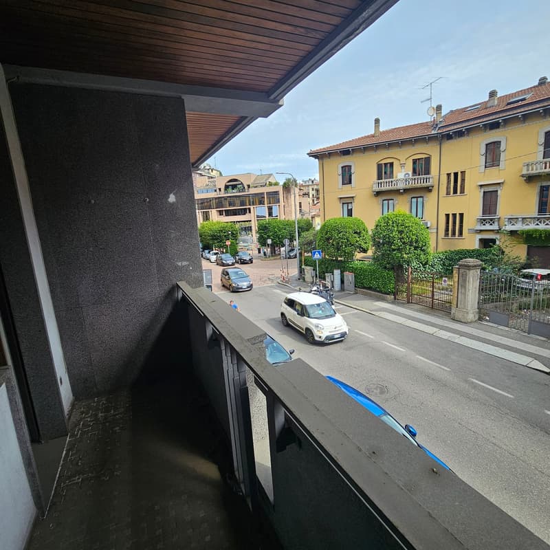 Appartements à vendre à Varese – Via Felice Orrigoni (24)