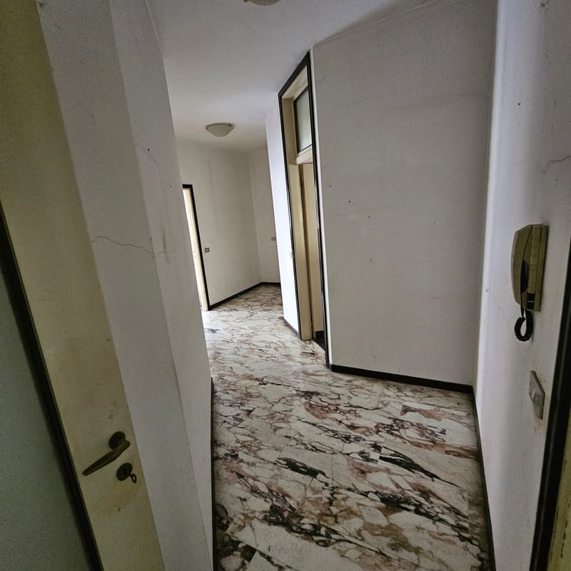 Appartements à vendre à Varese – Via Felice Orrigoni (11)