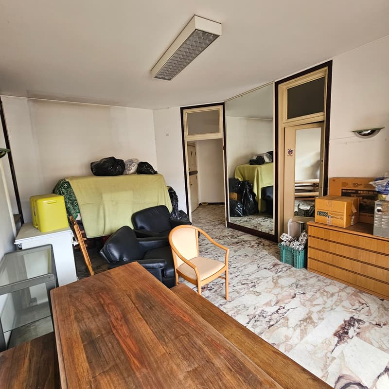 Wohnung 3.5 Zimmer mit Balkon und Parkplatz in Varese (4)
