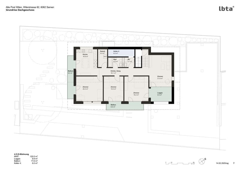 Kitchen, living room, 4 bedrooms, 3 bathrooms, balcony