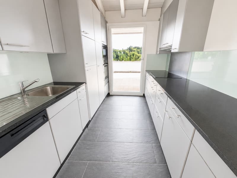 Exclusive gem with huge terrace and view of Lake Lucerne (6)