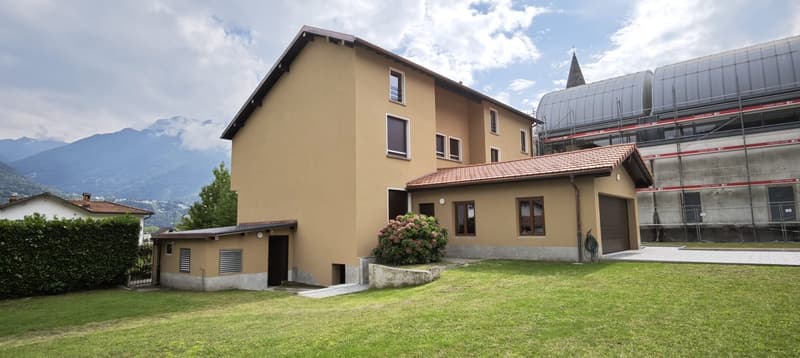 3.5 locali in casa bifamiliare interamente ristrutturata a Monte Carasso (2)