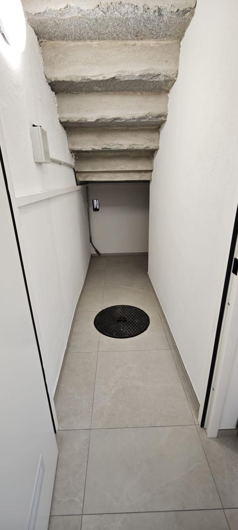 4 locali in casa bifamiliare interamente ristrutturata a Monte Carasso (4)