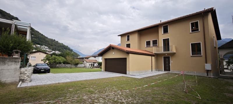 4 locali in casa bifamiliare interamente ristrutturata a Monte Carasso (3)