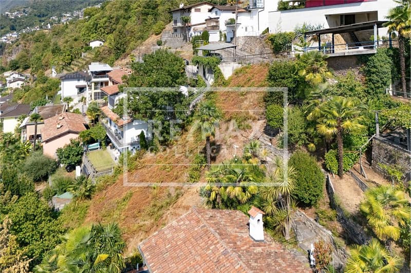 Terreno con splendida vista lago (3)
