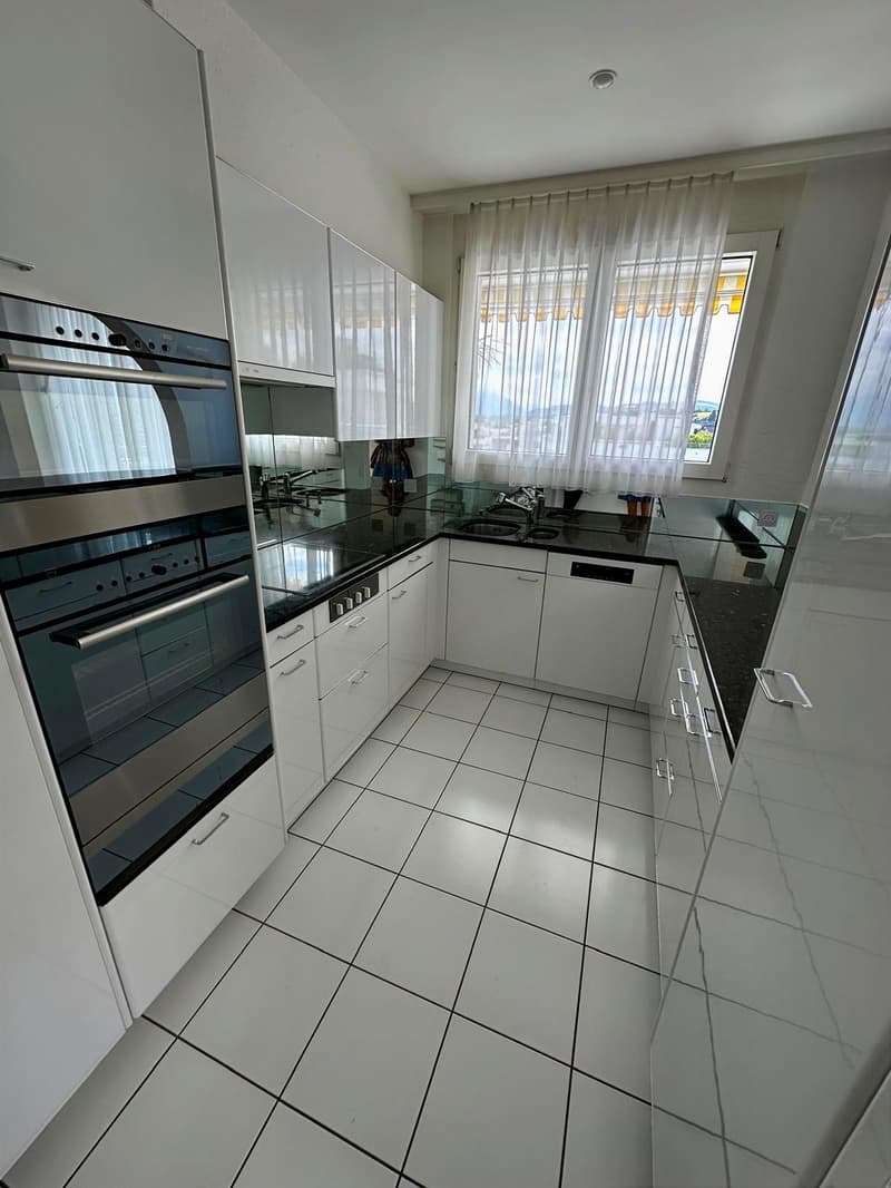 4,5-Zimmer-Attika-/Penthouse-Wohnung mit Panoramaterrasse in Cham (14)