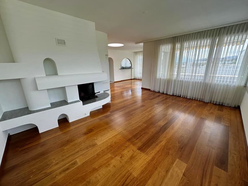 4,5-Zimmer-Attika-/Penthouse-Wohnung mit Panoramaterrasse in Cham (10)