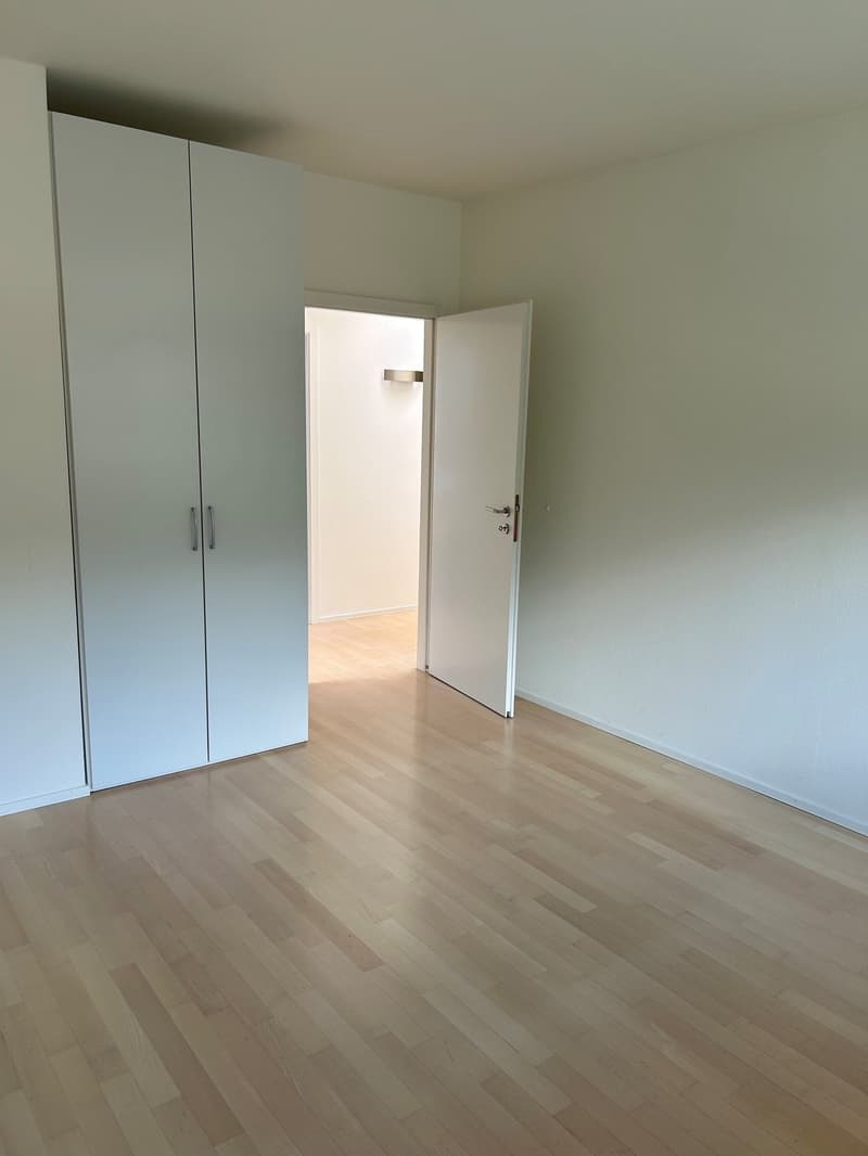 Wohnen auf höchstem Niveau – exklusive 6-Zimmer-Attikawohnung in Oberwil bei Zug (17)