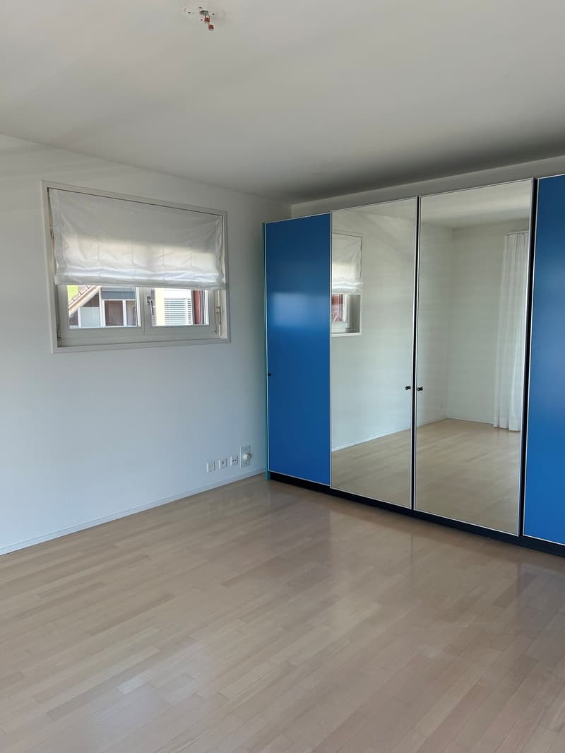 Wohnen auf höchstem Niveau – exklusive 6-Zimmer-Attikawohnung in Oberwil bei Zug (18)