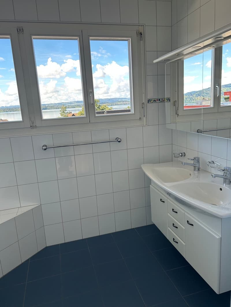 Wohnen auf höchstem Niveau – exklusive 6-Zimmer-Attikawohnung in Oberwil bei Zug (20)