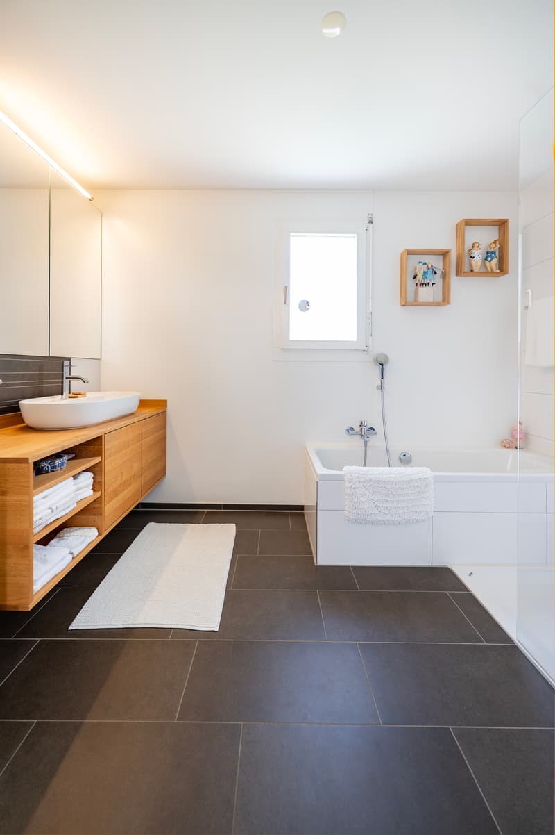 Doppeleinfamilienhaus 6.5 Zimmer mit Studio (9)