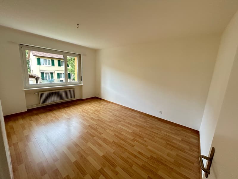 Appartamento di 3 locali luminoso con balcone a Bettlach (15)