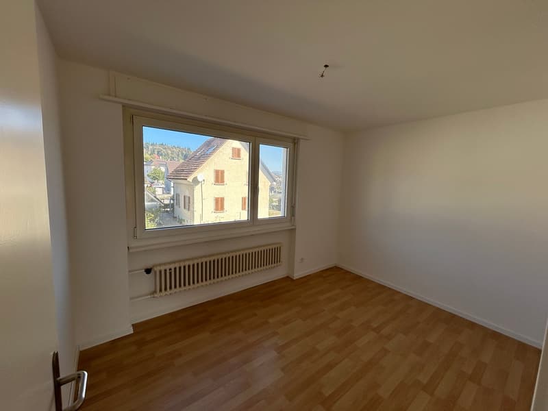 Helle 4-Zimmer-Wohnung mit Balkon in Niedergösgen – frisch renoviert! (17)