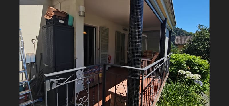 Single-family house with 4 rooms in Bedano – with comfort and all services (1)