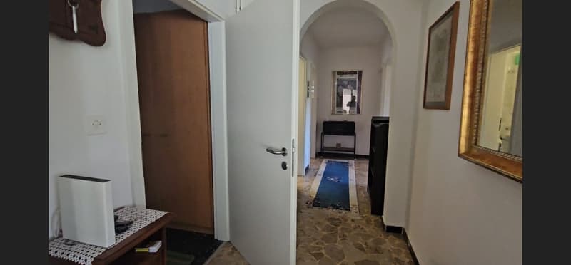 Single-family house with 4 rooms in Bedano – with comfort and all services (8)