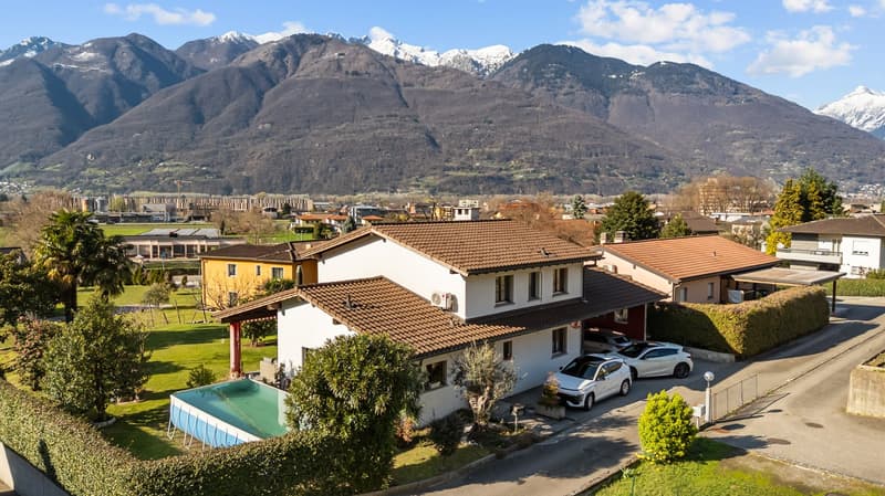 Splendide villa de 6 pièces avec piscine à S. Antonino (2)