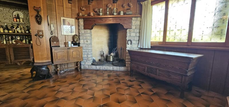 Splendida Villa di 9 Locali a Morbio Inferiore – Eleganza e Comfort in Vendita (11)
